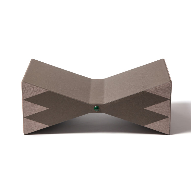Le Cirque Papillon Bookstand - DW