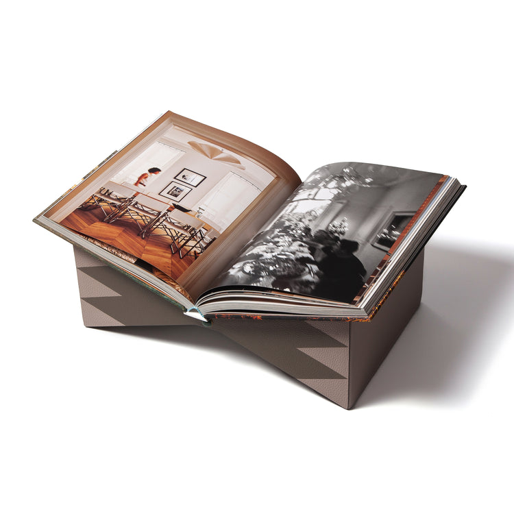 Le Cirque Papillon Bookstand - DW
