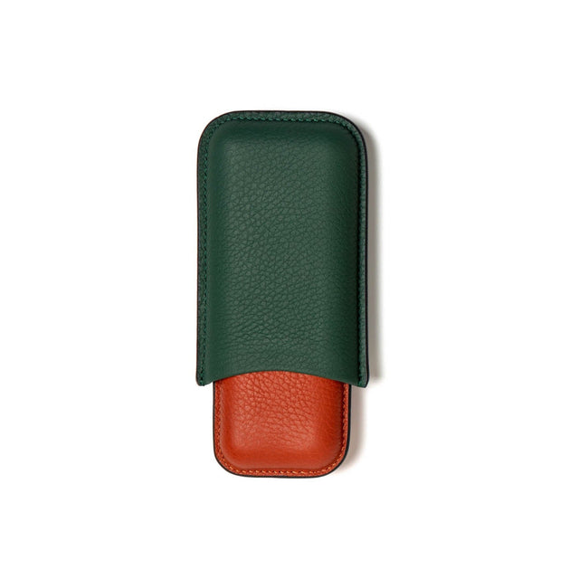    Holder for 2 Cigars.  Lined with our signature malachite lining.  100% Leather  Handcrafted 