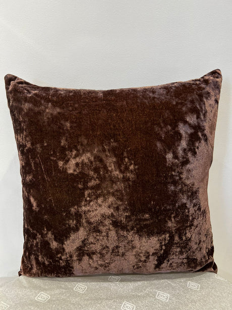William Yeoward PADDY - ESPRESSO CUSHION A luxurious velvet cushion that is fully lined and zipped. This simple design is made extra special by its vibrant colour way. Supplied with its feather insert pad.