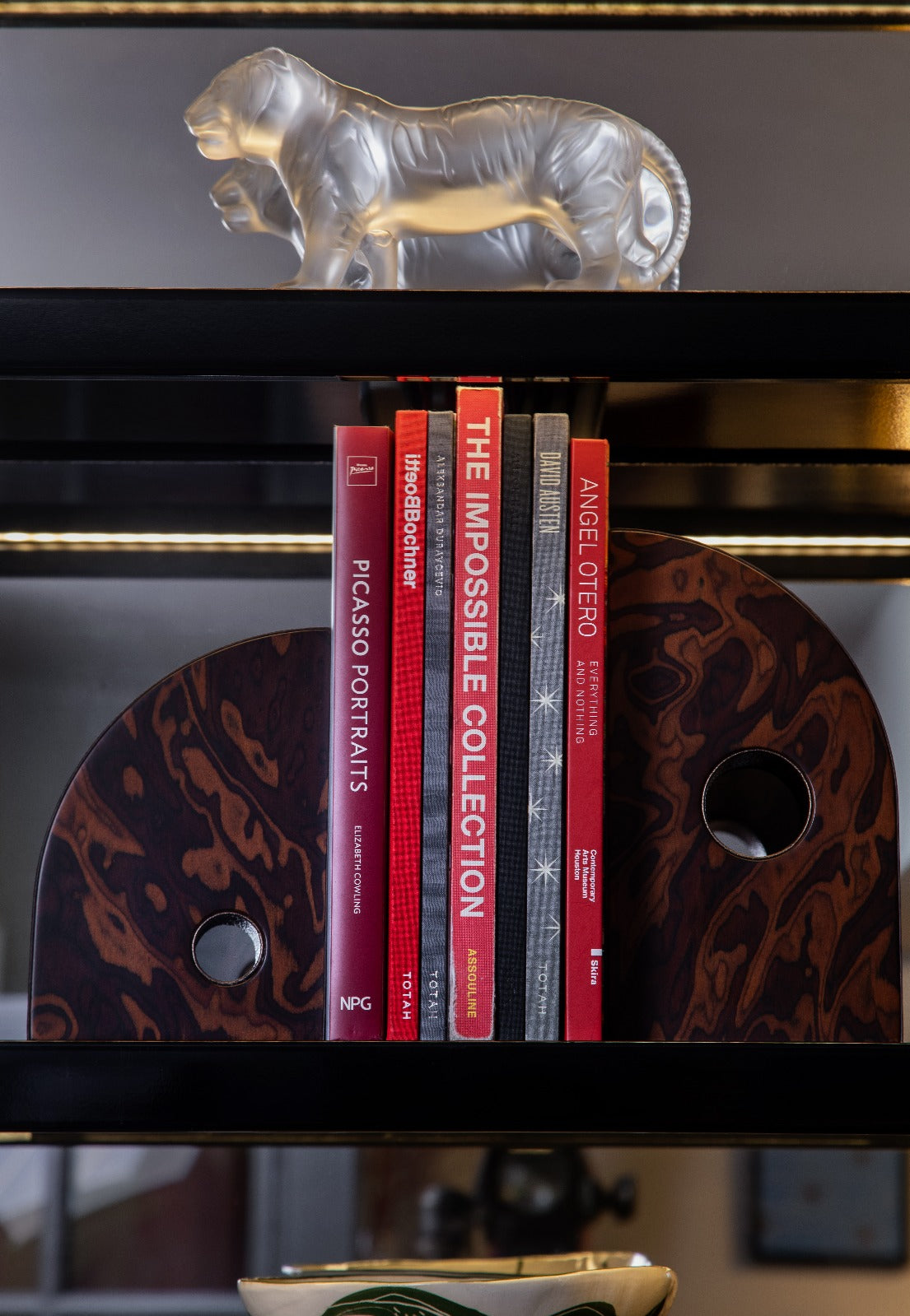 Peek a Boo Bookends Burl Ebony FW25